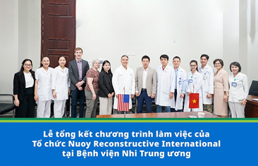 Tổ chức Nuoy Reconstructive International (Hoa Kỳ) đến thăm, làm việc và trao tặng thiết bị y tế tại game bài đổi thưởng uy tin
